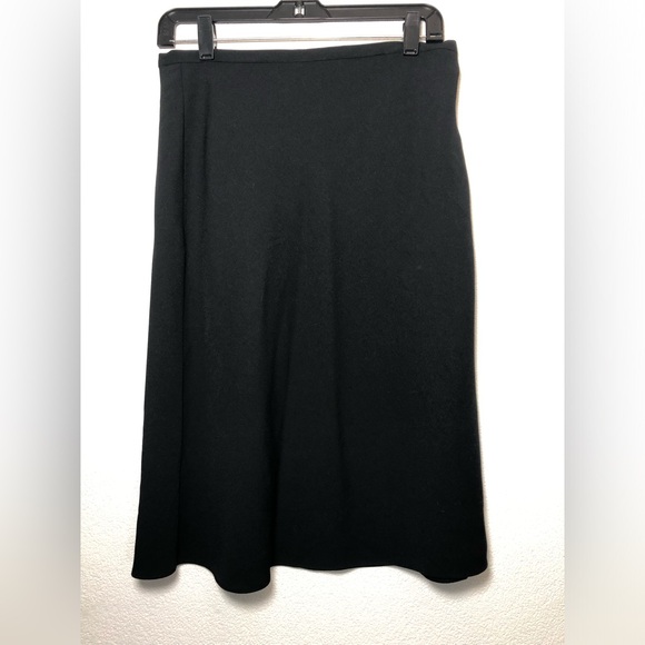 BIGIO Black and White Tweed Jacket with Gold Accents Size 6 and skirt - Picture 9 of 13